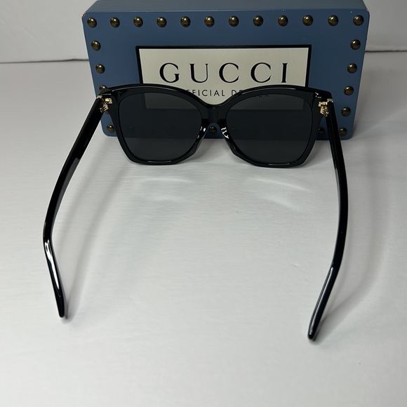 GUCCI Grey Gradient Butterfly Ladies Sunglasses GG0459S 001 54 - Picture 9 of 16